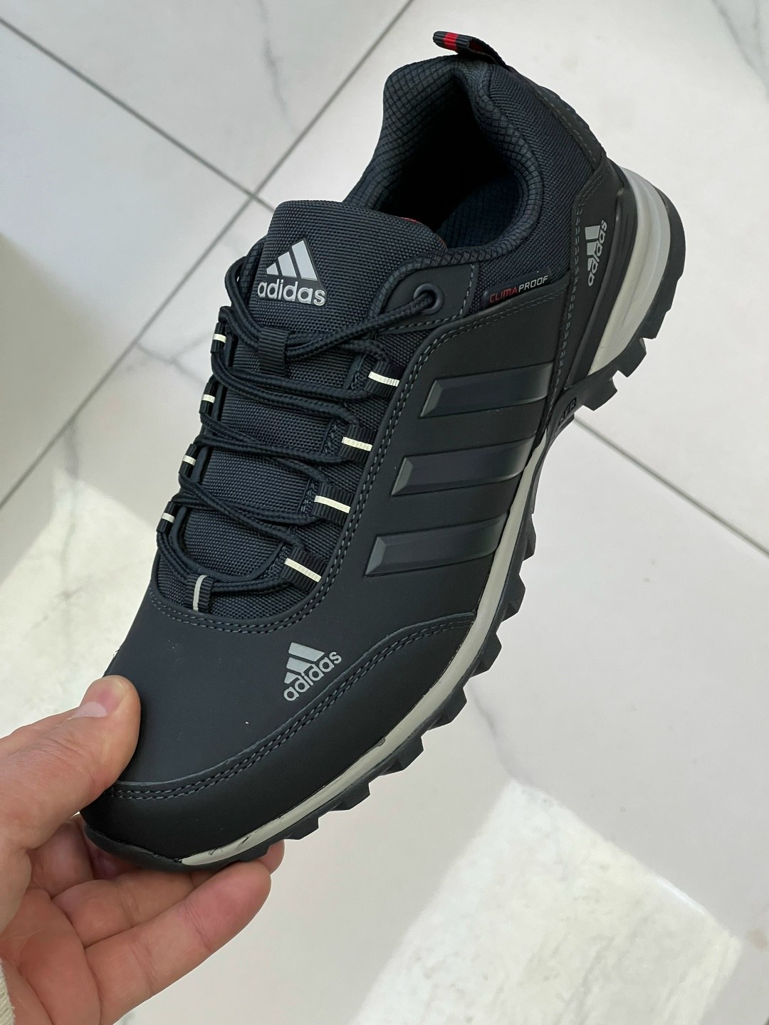 кроссовки adidas climaproof зимние черные,кроссовки адидас терекс мужские кожаные,кроссовки adidas мужские,термо кроссовки adidas climaproof мужские адидас чёрные климапруф,кроссовки adidas
