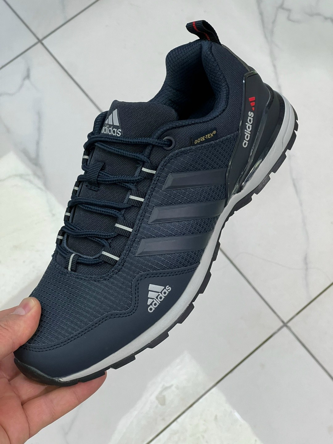 кроссовки adidas climaproof зимние черные,кроссовки адидас терекс мужские кожаные,кроссовки adidas мужские,термо кроссовки adidas climaproof мужские адидас чёрные климапруф,кроссовки adidas