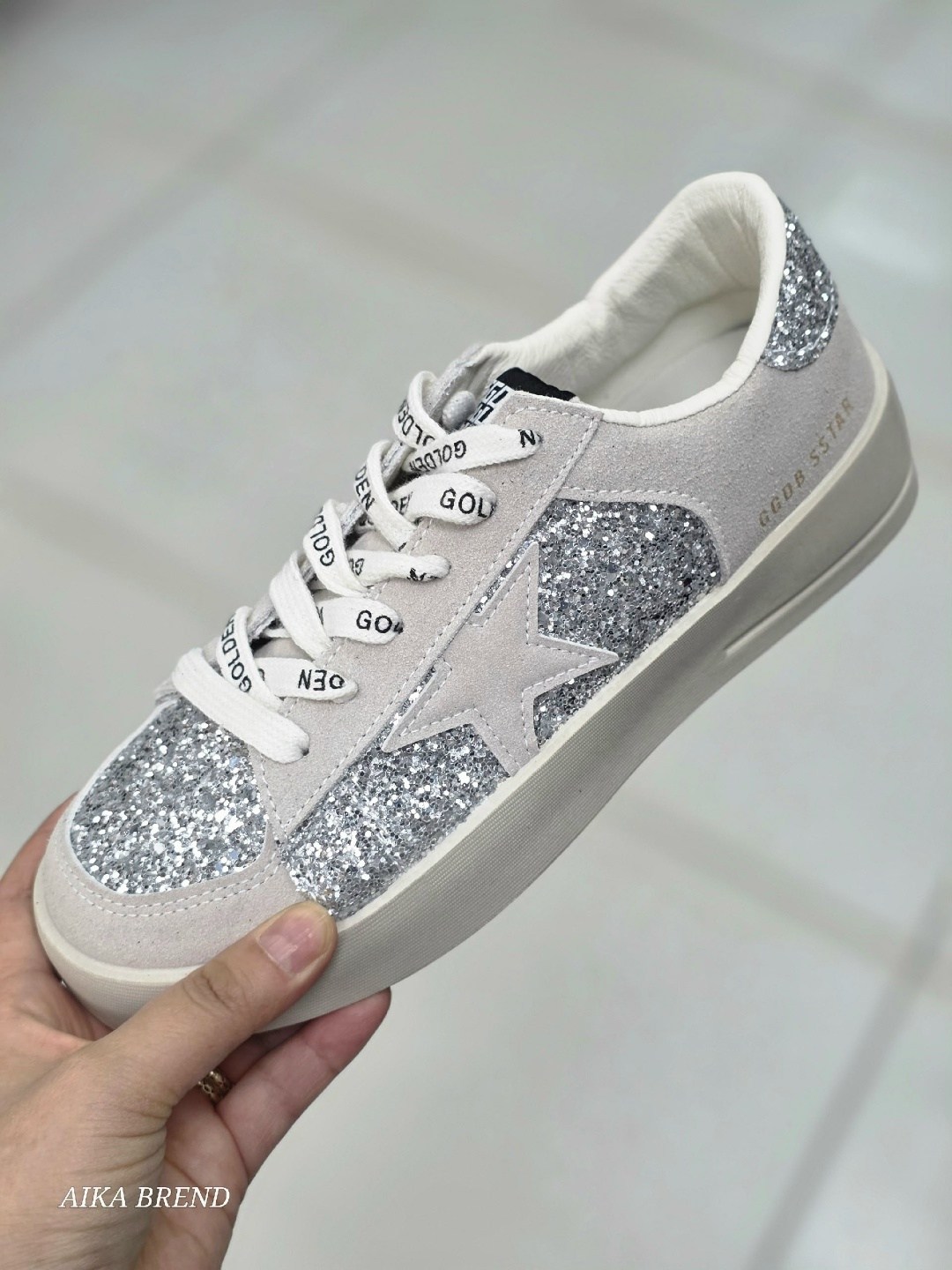 кроссовки golden goose с пайетками на платформе,кеды женские golden goose,,кеды golden goose,кроссовки