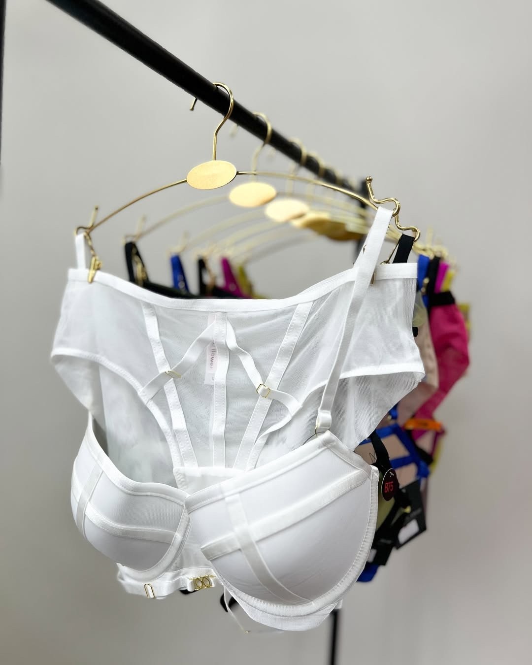 женское нижнее белье комплект,нижнее белье комплект сексуальное,сексуальная портупея,комплект с бюстгальтером,комплект нижнего белья