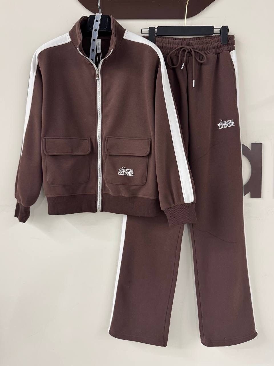 palm angels tracksuit,спортивный костюм miu miu,модные костюмы,красные спортивные костюмы,спортивный костюм palm angels