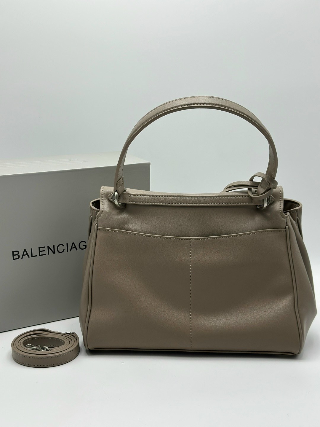 сумка женская balenciaga,сумка balenciaga,сумка balenciaga натуральная кожа 35-24 см,сумка balenciaga rodeo,женская сумка rodeo balenciaga