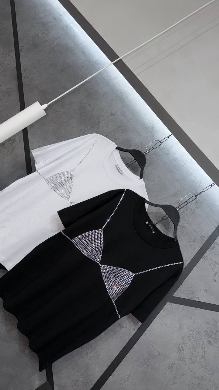 футболка женская оверсайз со стразами,летняя женская футболка со стразами,футболка со стразами,женская футболка со стразами,футболка со стразами оверсайз