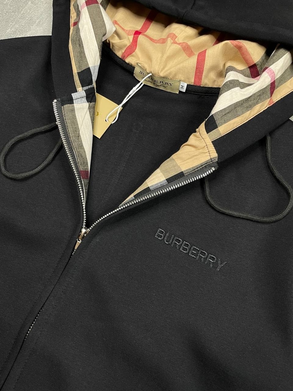 зип худи burberry,burberry grey zip hoodie,burberry grey zip up hoodie,burberry hoodie,толстовка женская burberry с капюшоном серый