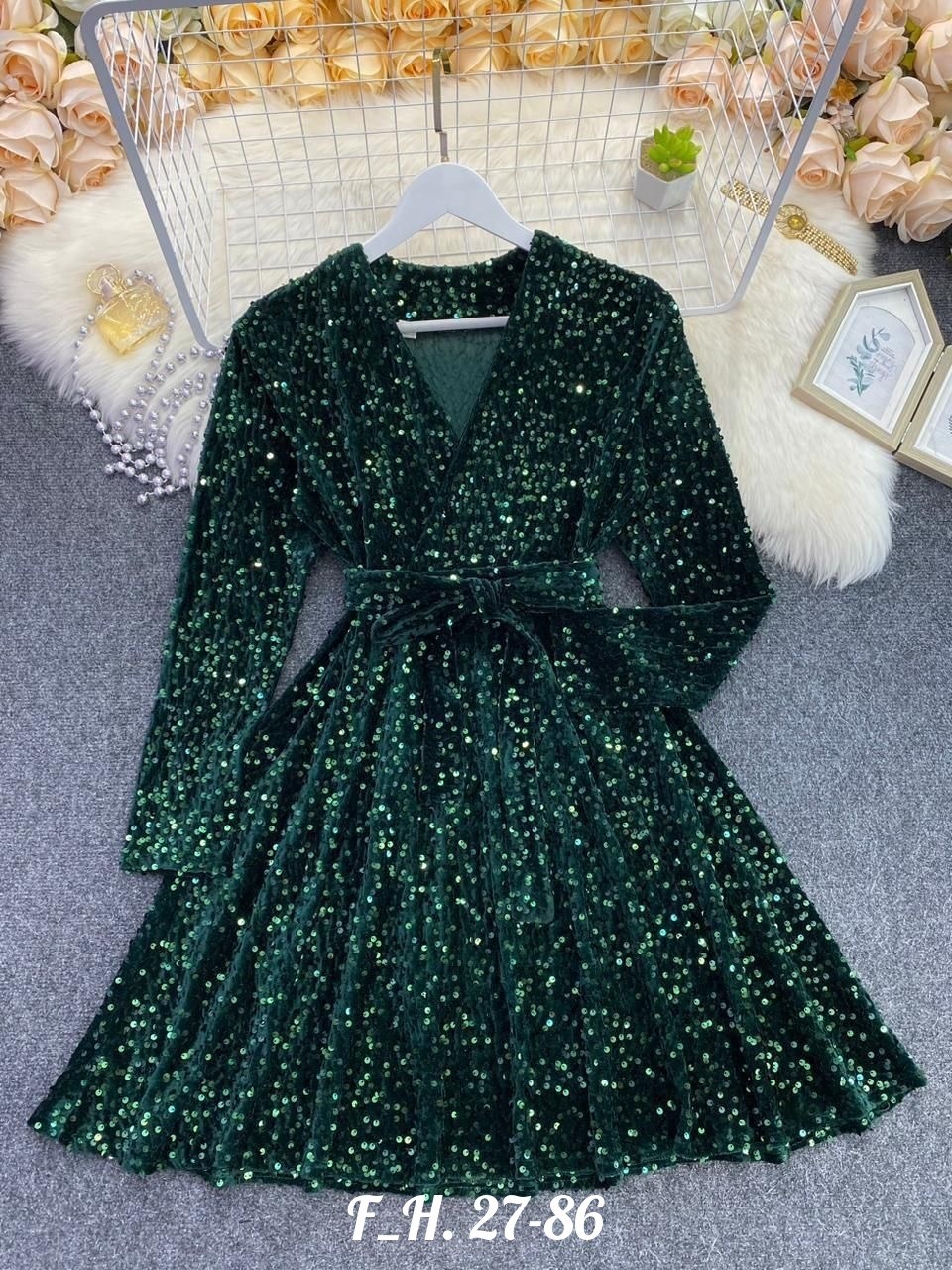 нарядное платье,пайетки платье,платье женское с блестками,платье женская,платье с блестками