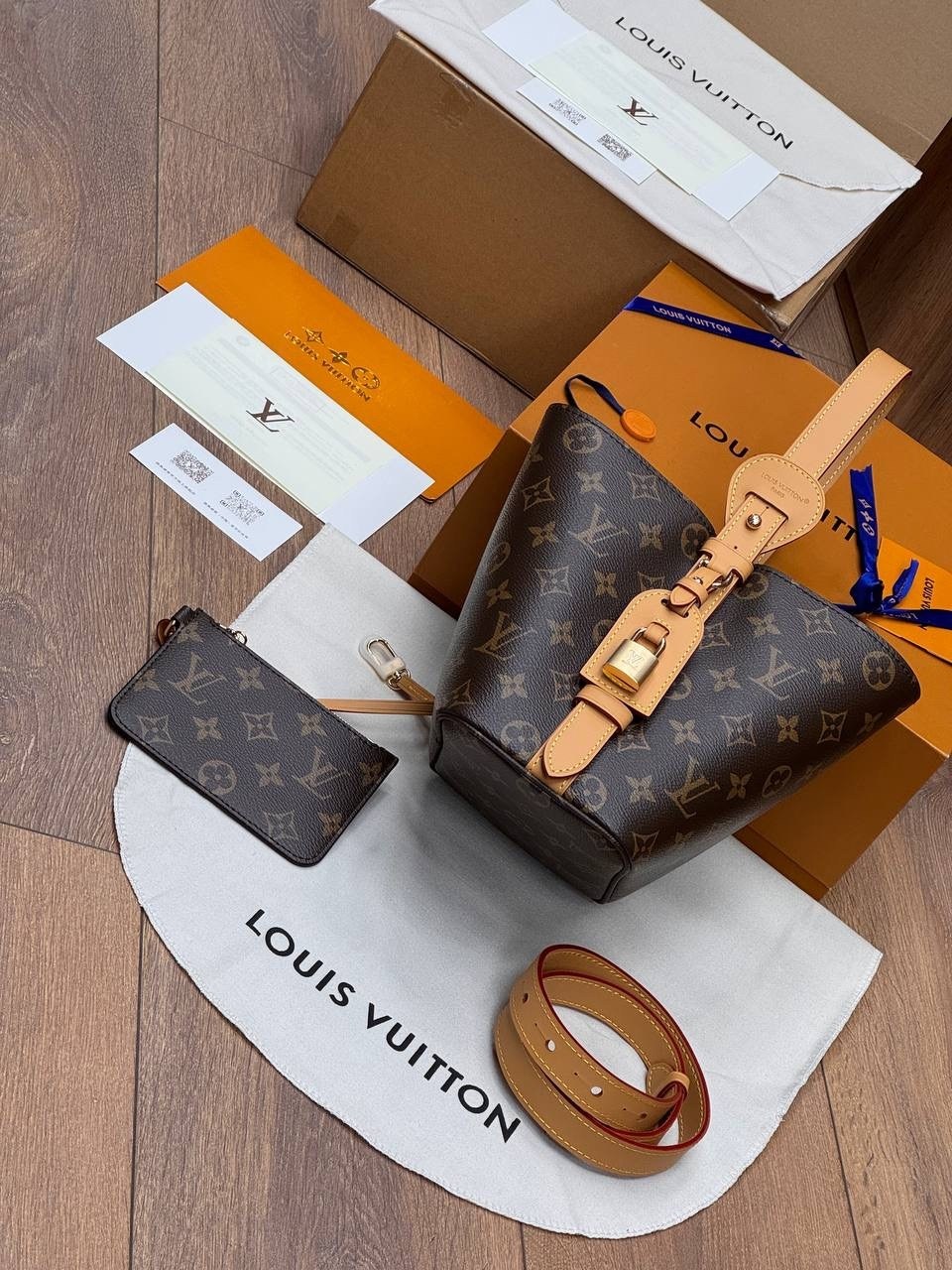 сумка женская louis vuitton,louis vuitton сумка на плечо,сумка louis vuitton,сумка ведро луи виттон,сумка ведро louis vuitton