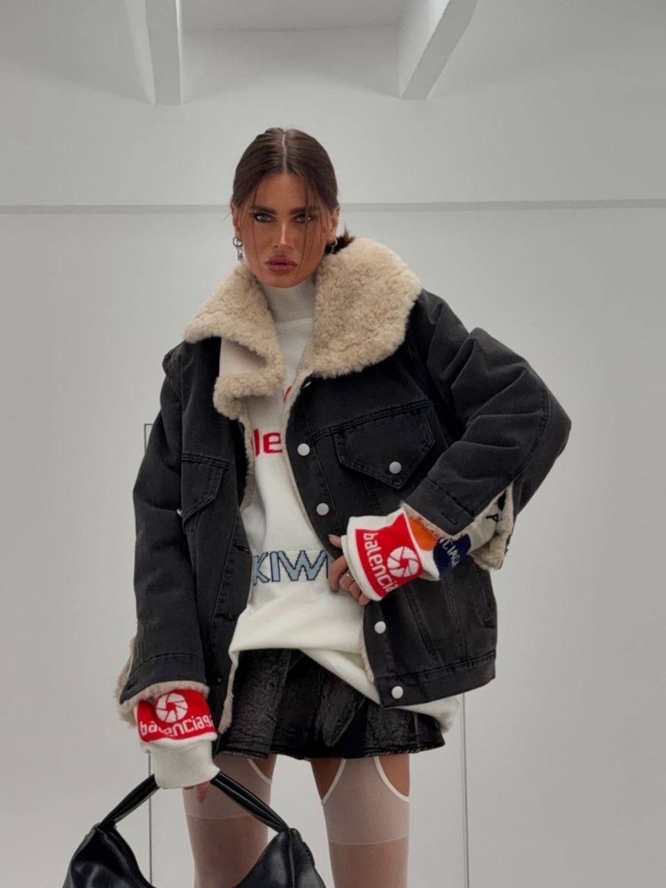 джинсовая зимняя женская куртка,зимняя женская джинсовая куртка с отделкой из искусственного меха,джинсовая куртка с мехом женская,джинсовая куртка,дубленка женская