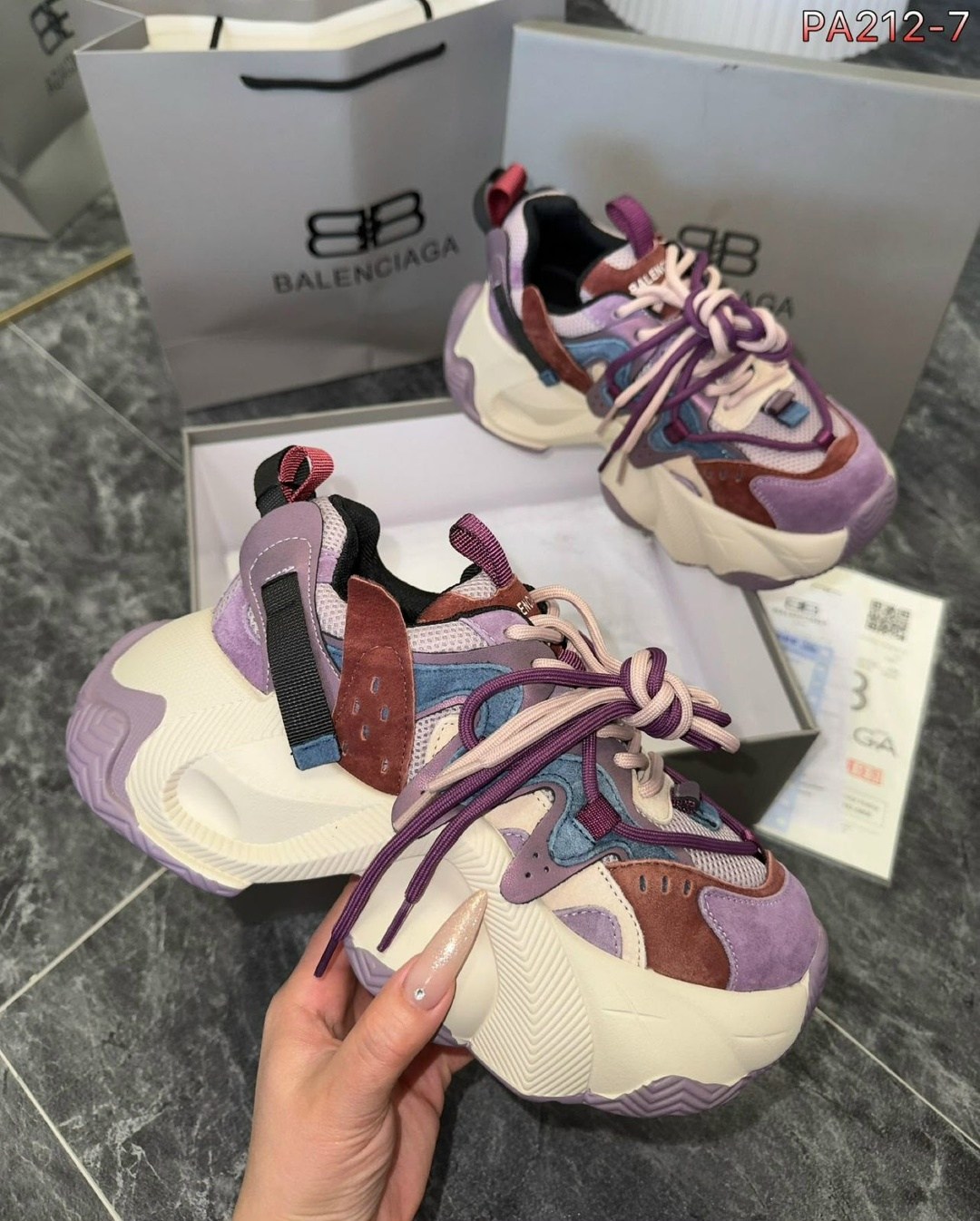 кроссовки женские balenciaga,кроссовки balenciaga,кроссовки спортивные повседневные balenciaga,кроссовки balenciaga balenciaga кроссовки,кроссовки balenciaga track