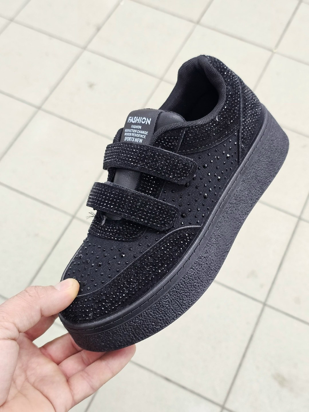 ,кроссовки женскиe, женская,спортивная ,кроссовки со стразами женские