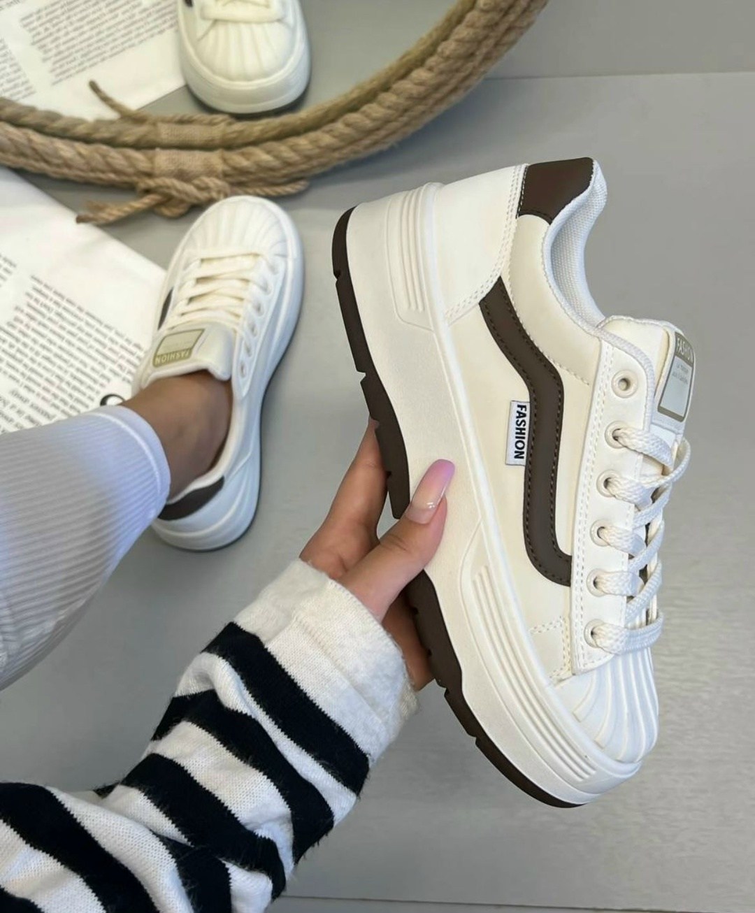 ,женские кроссовки,модные кроссовки,спортивная ,кроссовки платформа