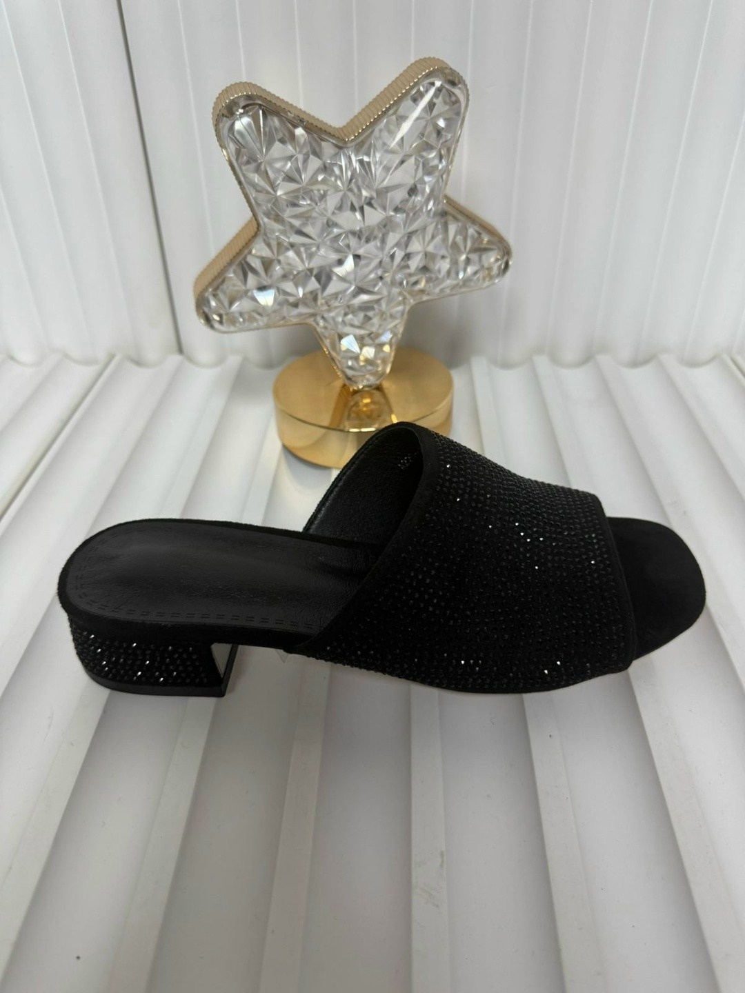 , женская,босоножки со стразами,женские босоножки,женские шлепанцы