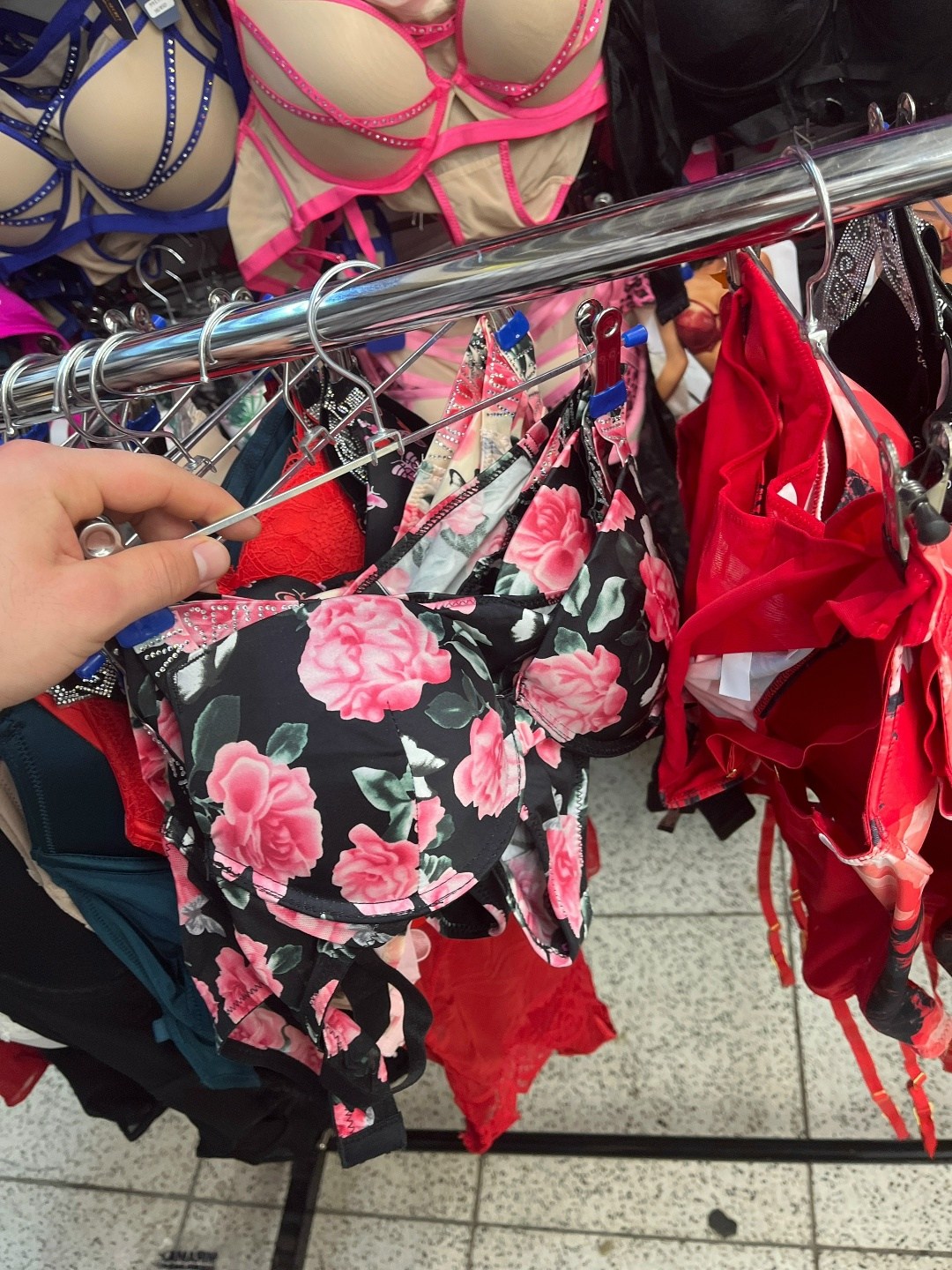 бюстгальтер,комплект бюстгальтер,бюстгальтер для женщин,комплект нижнего белья,комплект нижнего белья женские