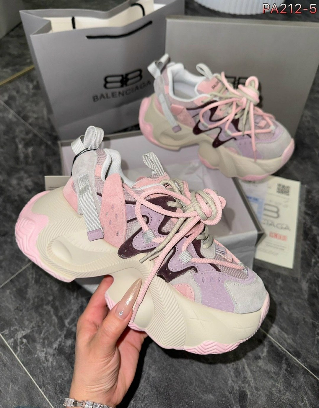 кроссовки женские balenciaga,кроссовки balenciaga,кроссовки спортивные повседневные balenciaga,кроссовки balenciaga balenciaga кроссовки,кроссовки balenciaga track