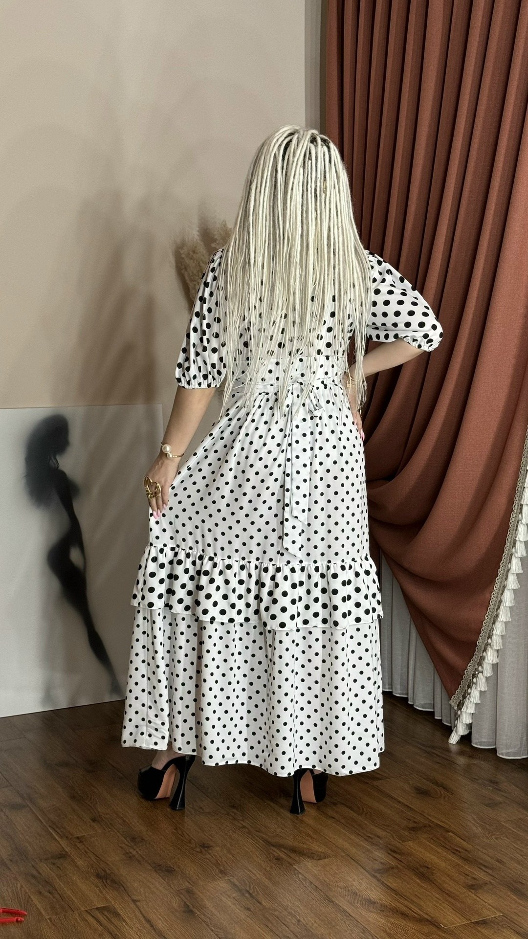 женское платье в горошек,платье в горошек белый,платье женское,платье стильное в горошек,платье