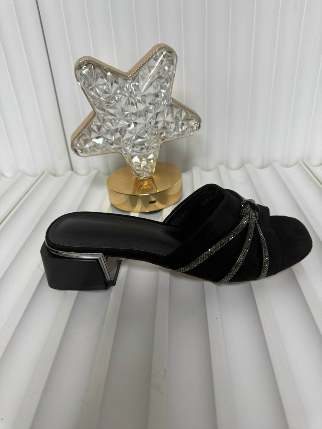 , женская,босоножки со стразами,женские босоножки,женские шлепанцы