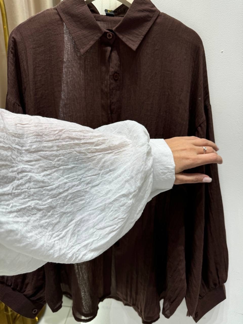 рубашка мужская вельветовая с длинным рукавом на пуговицах в корейском стиле,рубашка мужская вельветовая с длинным рукавом,вельветовая рубашка,коричневая вельветовая рубашка,вельветовая удлиненная руб