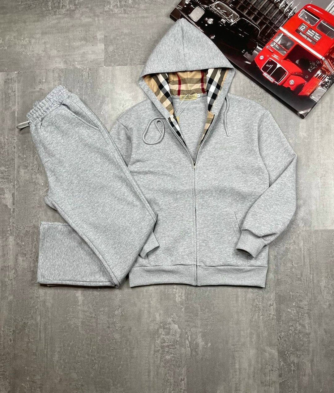 зип худи burberry,спортивный костюм brunello cucinelli,burberry hoodie,zip hoodie burberry grey vintage,спортивный костюм барбери