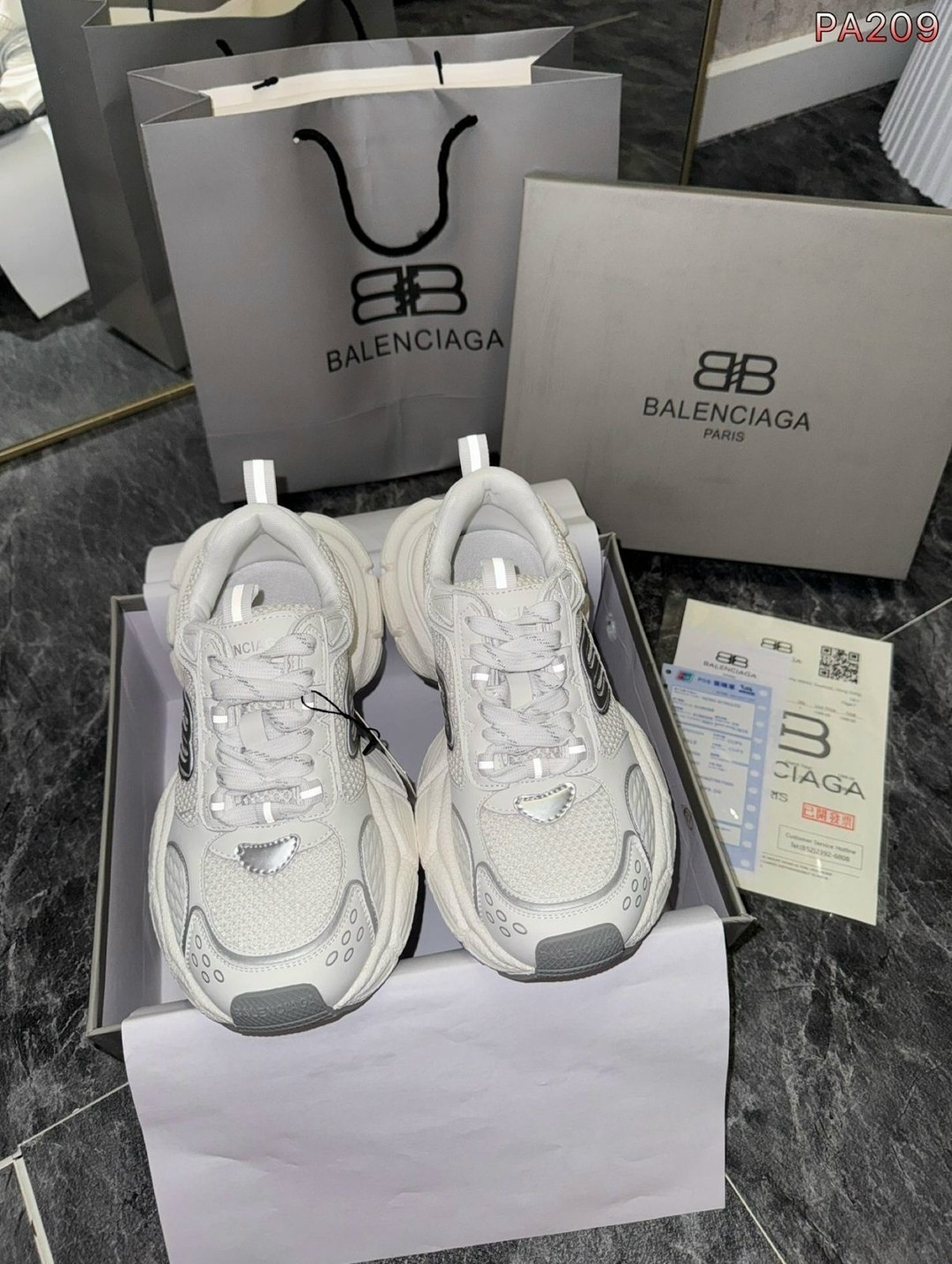 кроссовки женские balenciaga,кроссовки balenciaga,женские кроссовки,кроссовки женские balenciaga 3xl sneaker premium,женские брендовые кожаные кроссовки balenciaga premium