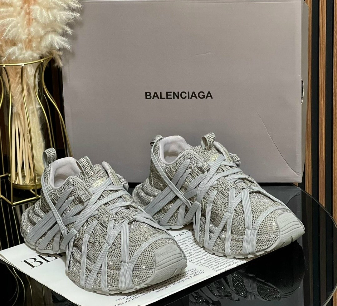 кроссовки женские balenciaga,кроссовки balenciaga,кроссовки balenciaga 3xl,кроссовки balenciaga 3 xl,кроссовки extreme lace 3xl balenciaga светло-бежевый