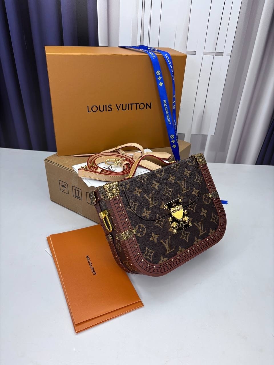 louis vuitton сумка на плечо,сумка женская louis vuitton,louis vuitton сумка,сумка louis vuitton pochette metis,женская кожаная сумка louis vuitton темно-коричневая с логотипами 22х13х7