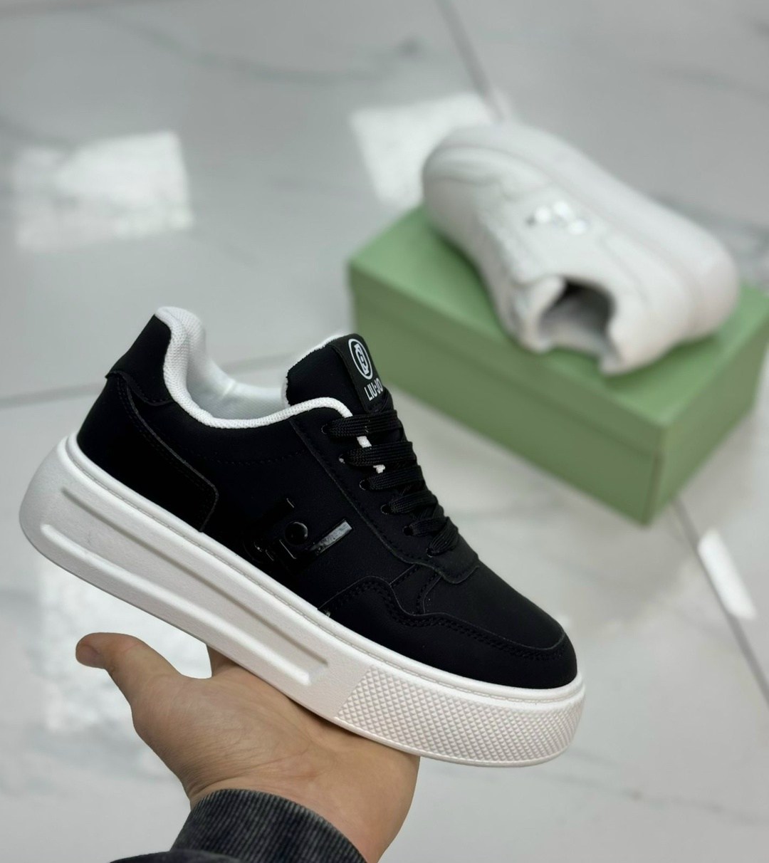 ,кроссовки женские,кроссовки модные,кеды кроссовки,женская