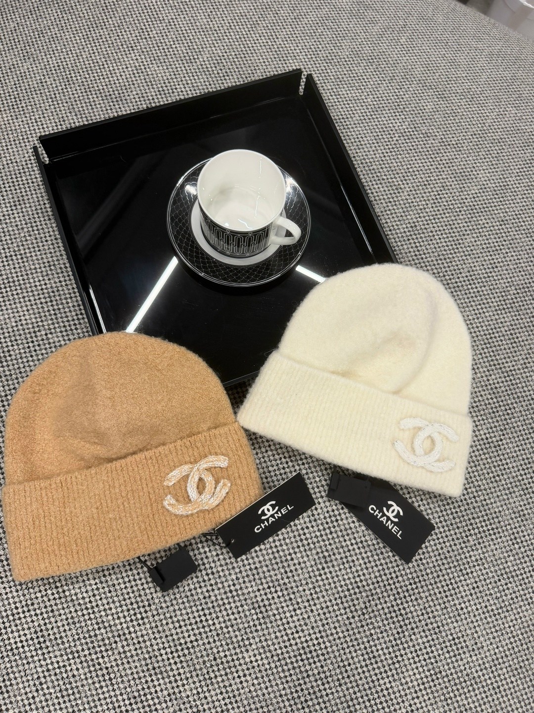 шапка chanel,вязаные эластичные шапки bini chanel,шапка chanel женская демисезонная ch13,шапка шанель,модная вязаная шапка в стиле chanel copy 1:1