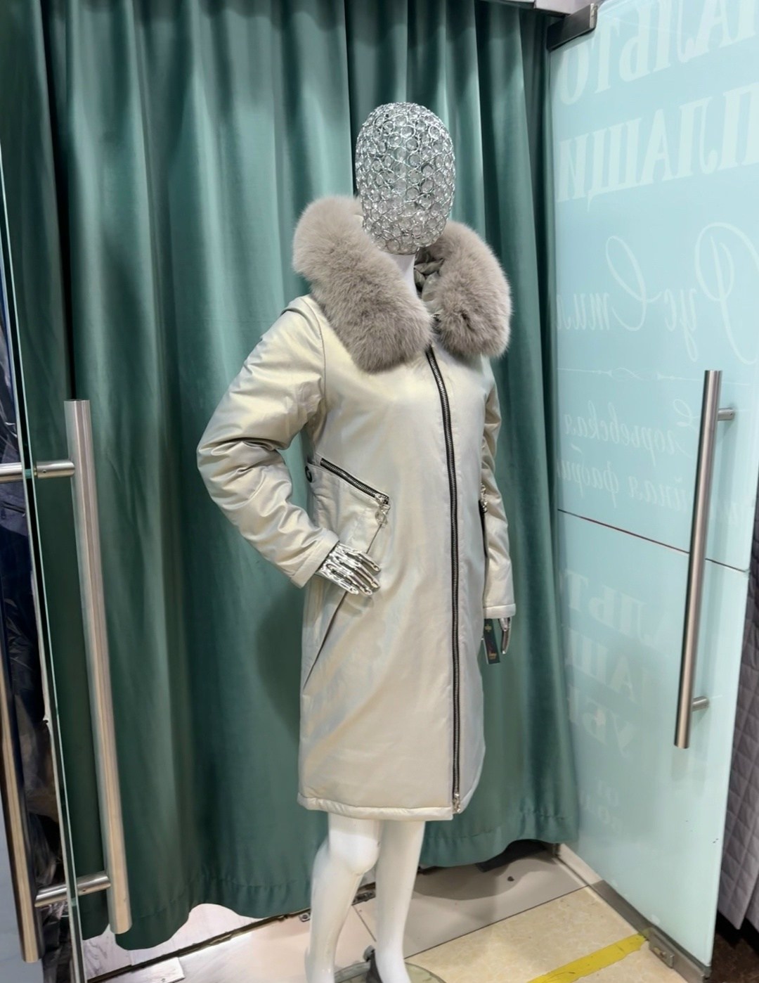 кожаный пуховик,пуховик с мехом,пуховик,пуховик женский,кожаный пуховик женский