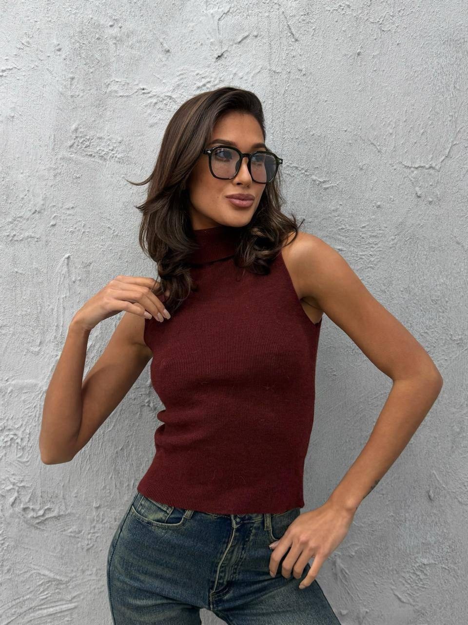 топ женский salset бордовый,топ женский бордовый без рукавов,топ вязаный,топ женский,кроп-топ женский бордовый