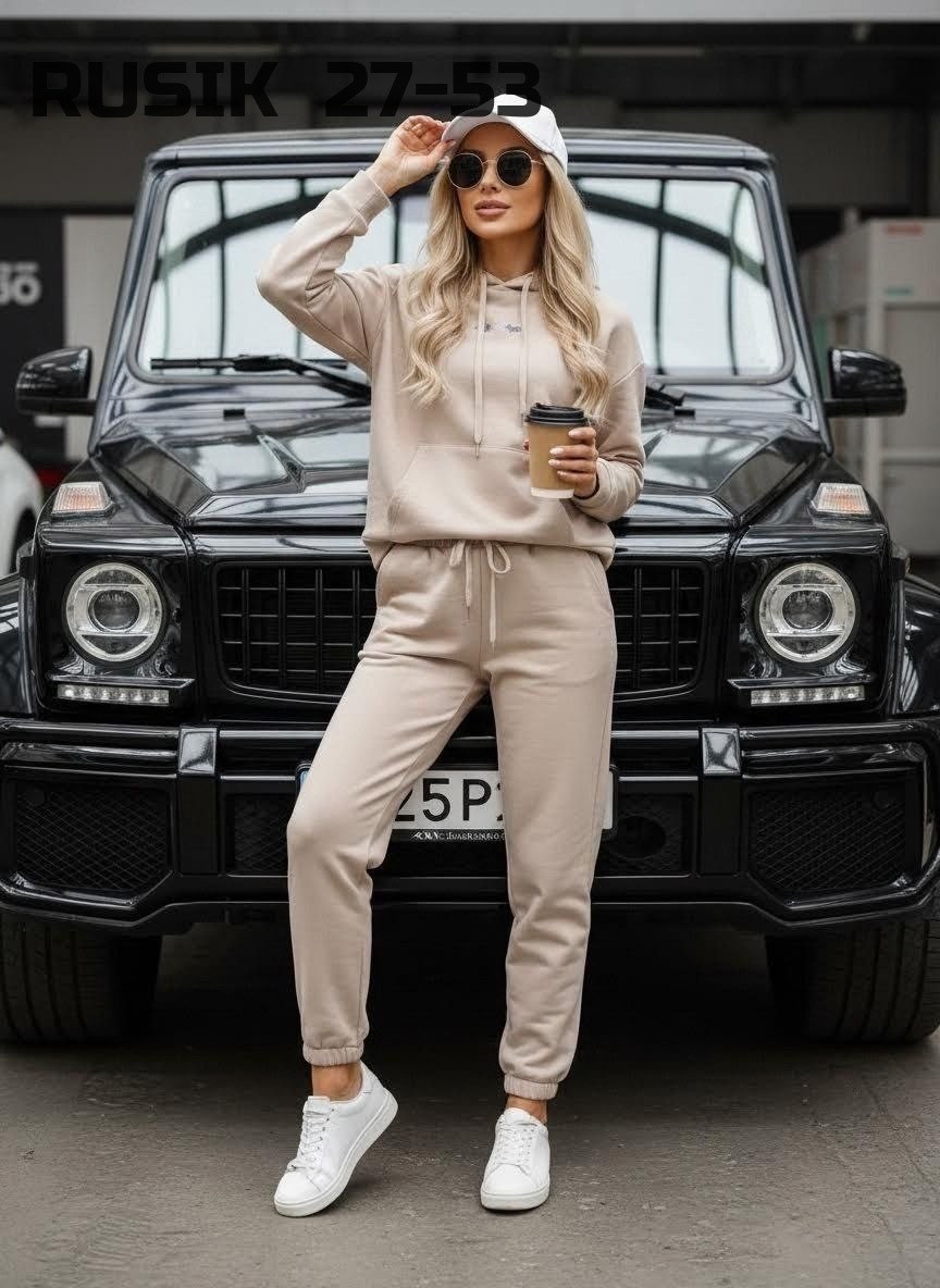 бежевый спортивный костюм,костюм спортивный женский бежевый с капюшоном,женский спортивный костюм,костюм спортивный,костюм женский на флисе