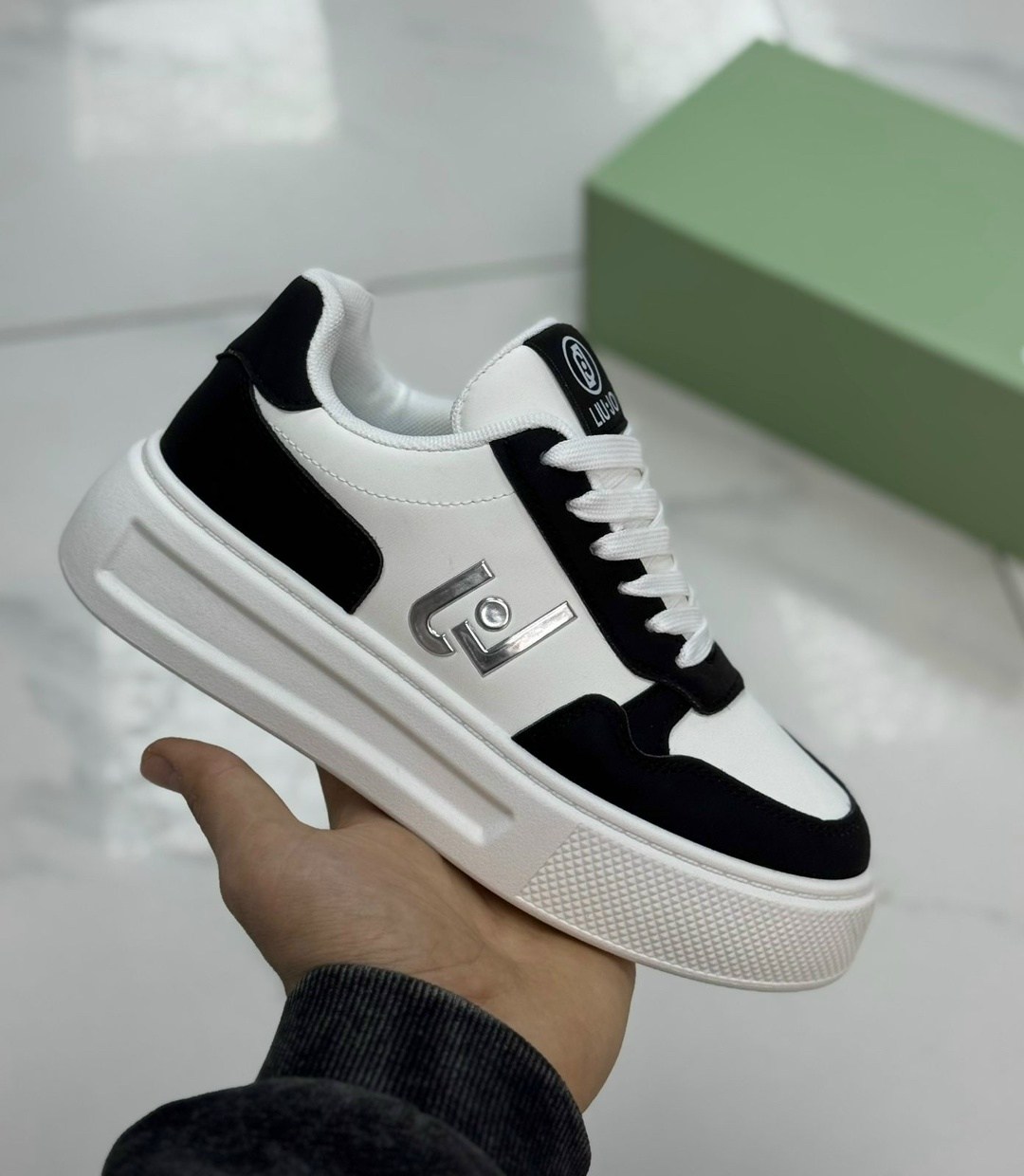 ,кроссовки женские,кроссовки модные,кеды кроссовки,женская