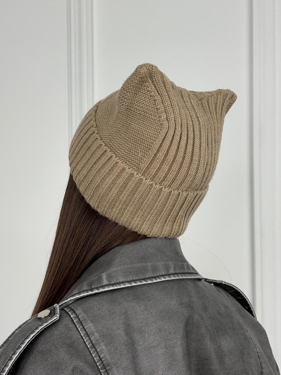 шапка вязаная осенняя с ушками,шапка с ушами,шапка женская с ушками,вязаная шапка с ушами,шапка вязаная осенняя с ушками цвет бежево-розовый