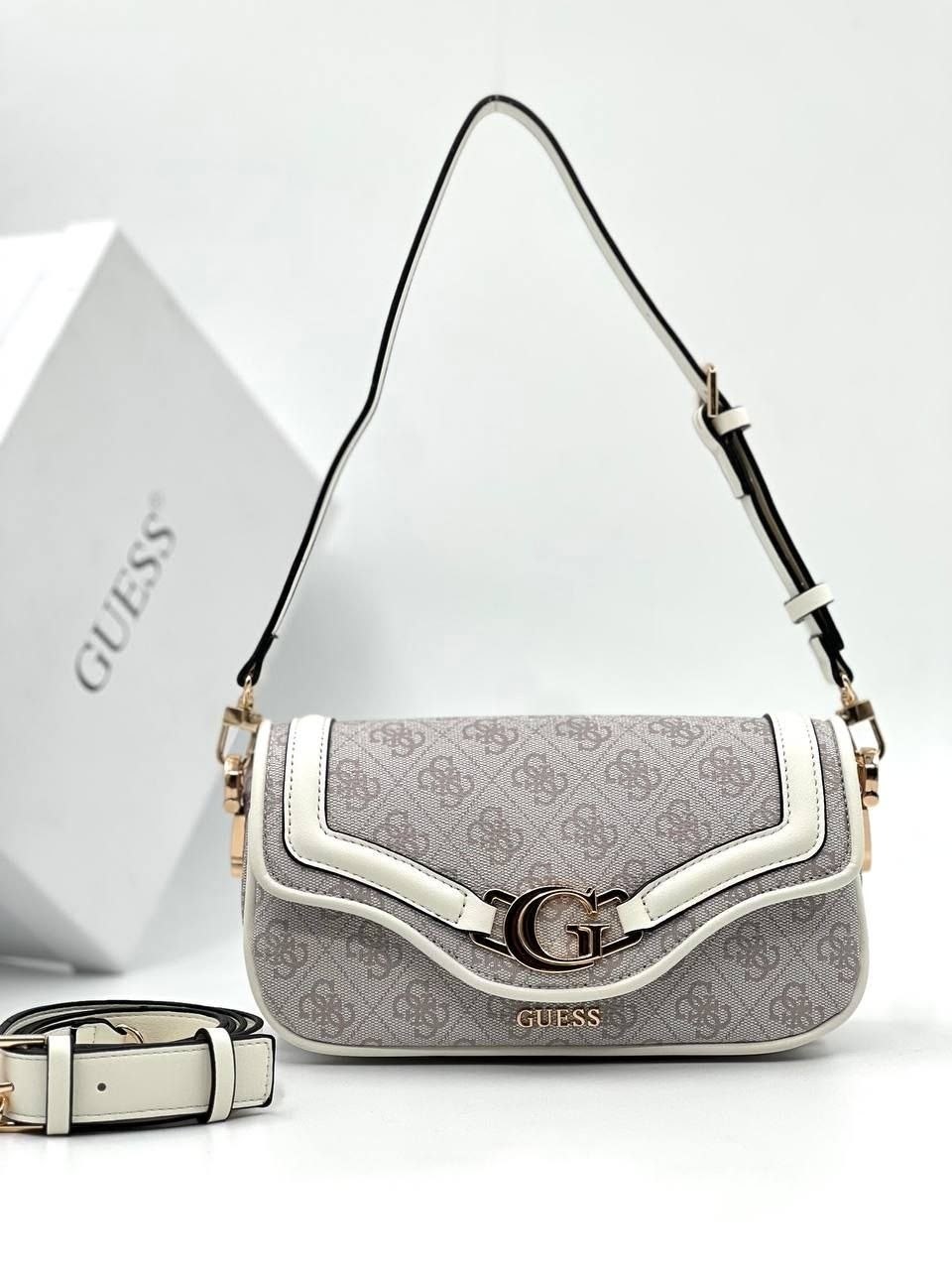 белая сумка guess,guess сумка,сумка женская guess,сумка через плечо guess,сумка guess женская через плечо