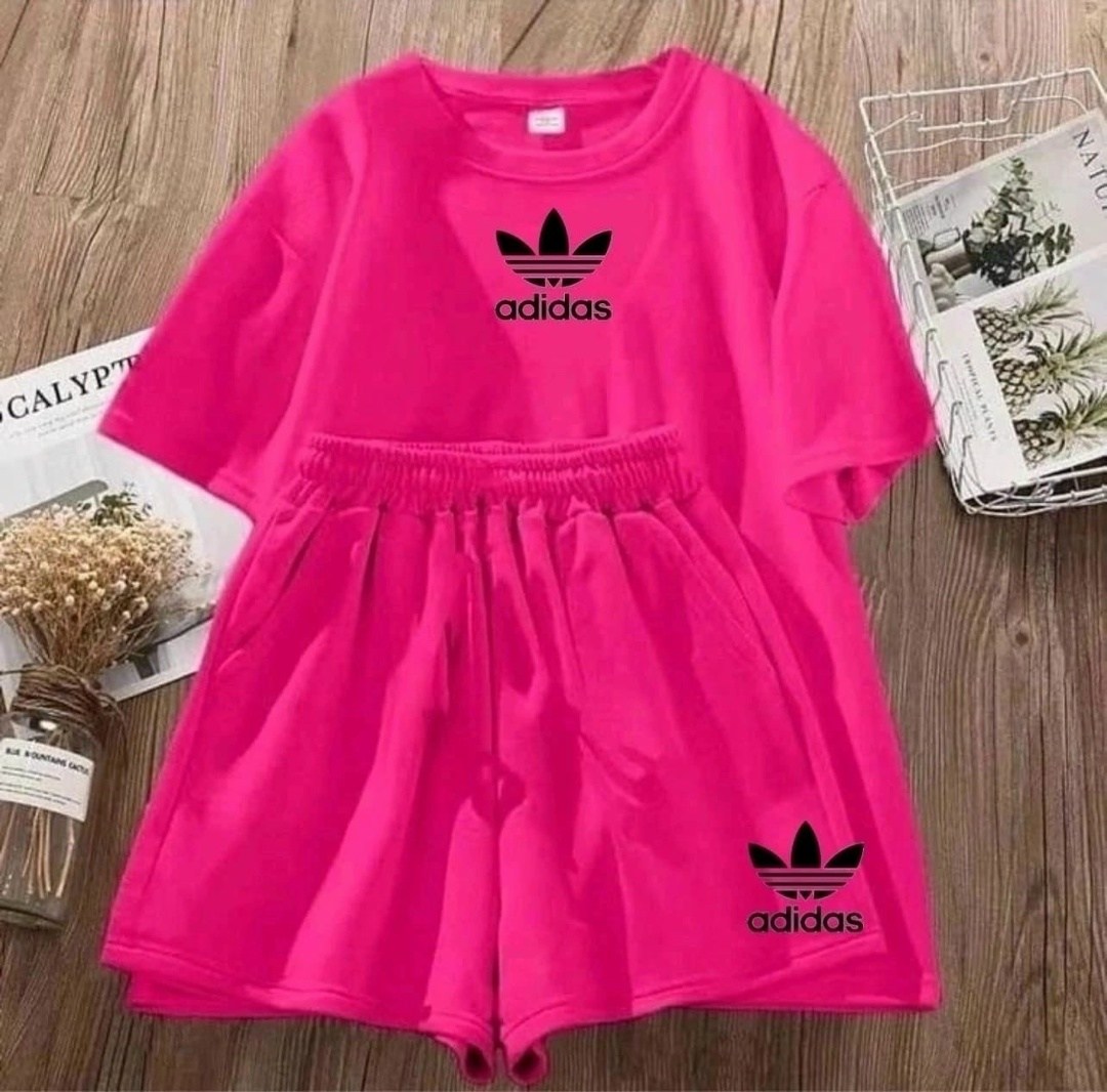 сток одежда,костюм женский,повседневный костюм,одежда женская,костюм для девочек