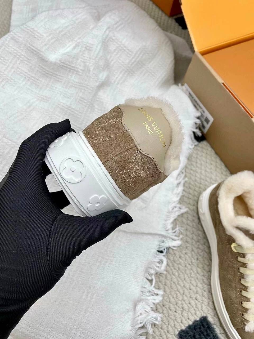 кеды louis vuitton time out зимние бежевые,кроссовки женские louis vuitton,,louis vuitton зимние кроссовки,бежевые кроссовки луи виттон