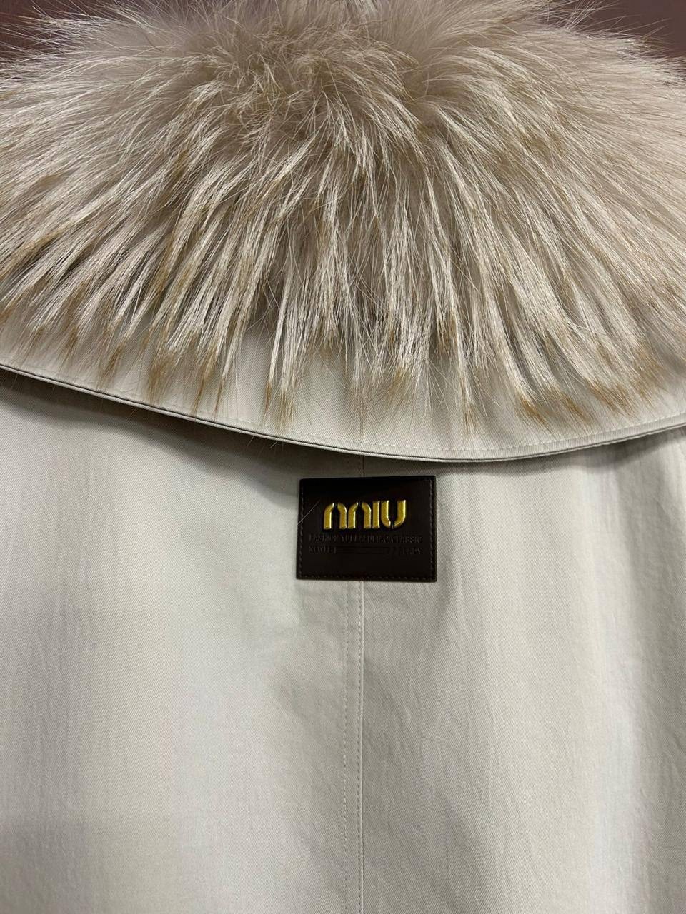 женский пуховик с мехом,куртка бомбер ангел женская с мехом песец премиум класса,куртка с мехом,короткие женские куртки с мехом,куртка с роскошным мехом