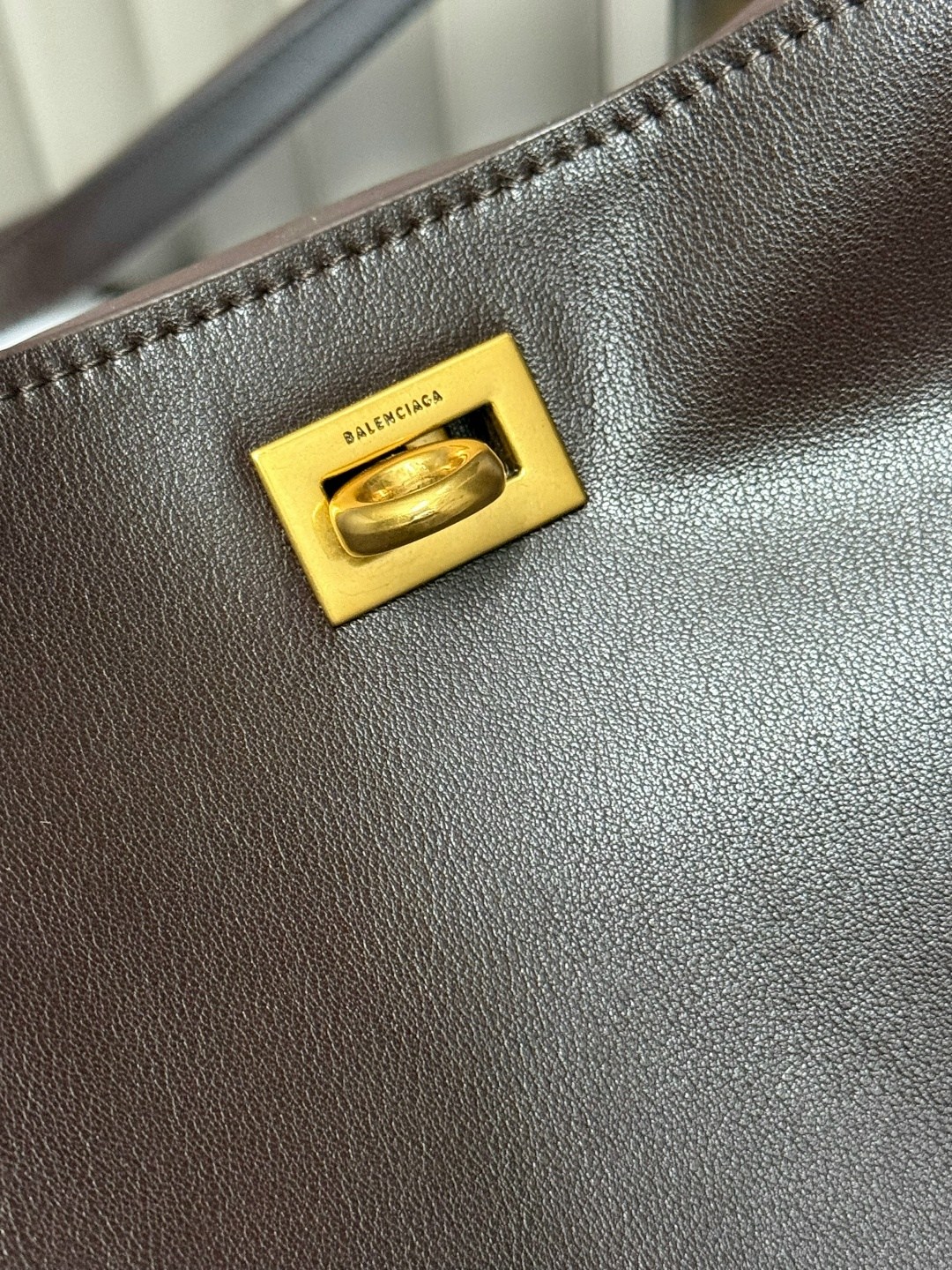 сумка,женская сумка,модная сумка,женская кожаная сумка fendi peekaboo medium шоколадная,сумка фенди