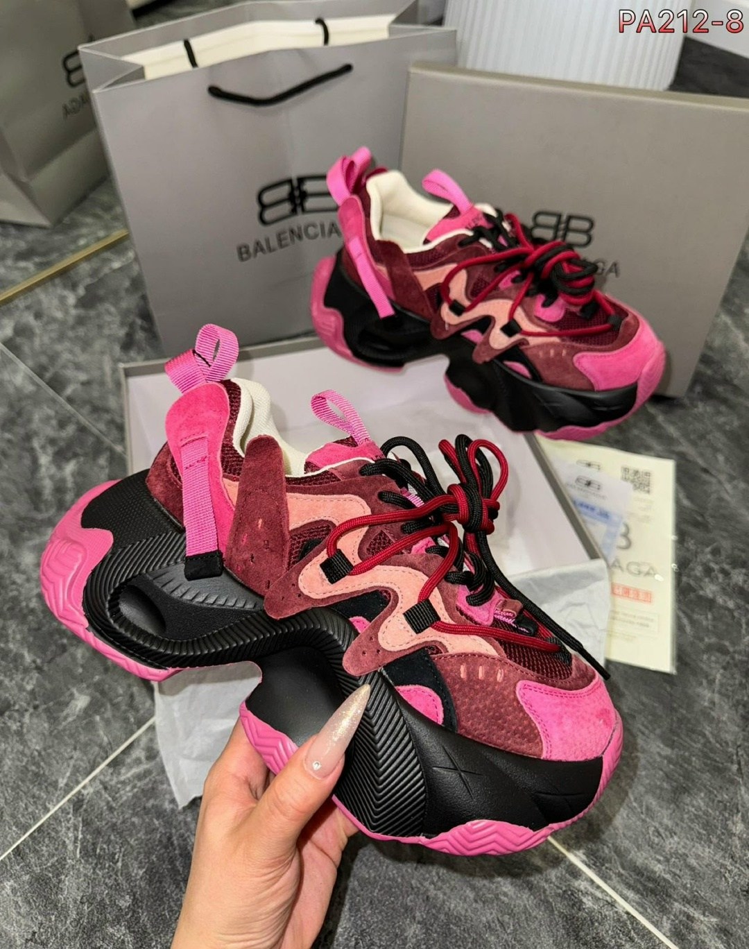 ,женские массивные кроссовки,массивные кроссовки,женские кроссовки,кроссовки женские на платформе