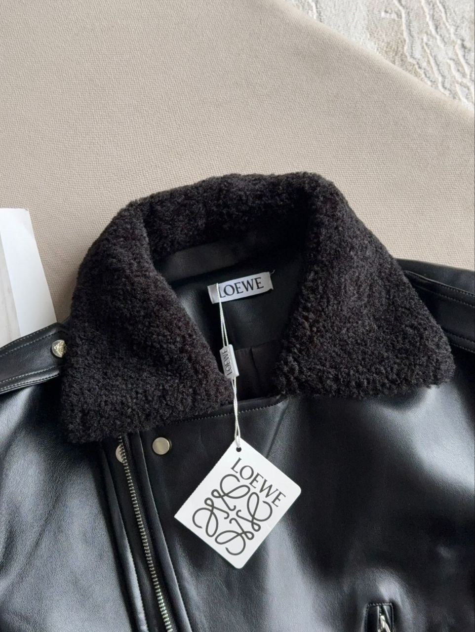 куртка-косуха,дублёнка авиатор женская страдивариус,кожаная куртка,кожаная куртка женская,куртка косуха кожаная