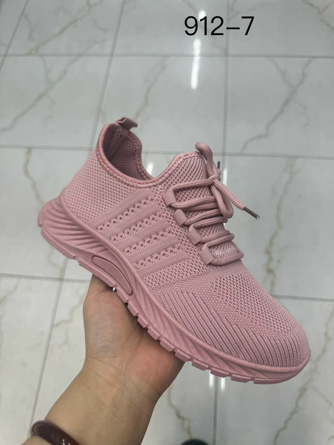 ,женские кроссовки,мужские кроссовки,спортивная ,кроссовка