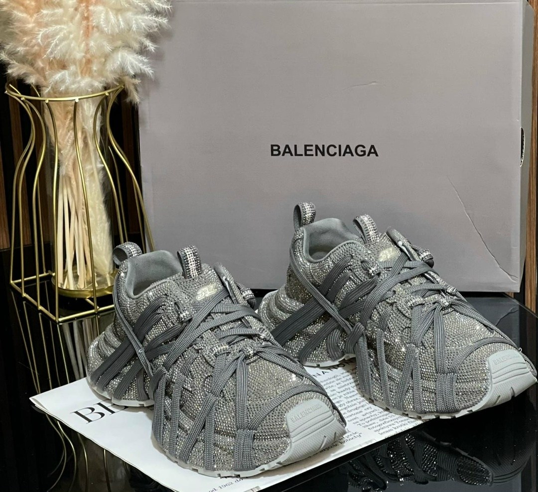 кроссовки женские balenciaga,кроссовки balenciaga,кроссовки balenciaga 3xl,кроссовки balenciaga 3 xl,кроссовки extreme lace 3xl balenciaga светло-бежевый
