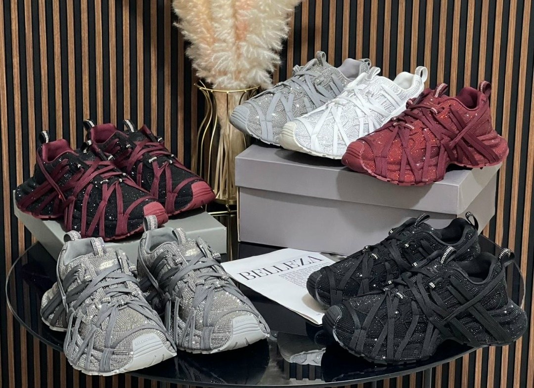 кроссовки женские balenciaga,кроссовки balenciaga,кроссовки balenciaga 3xl,кроссовки balenciaga 3 xl,кроссовки extreme lace 3xl balenciaga светло-бежевый