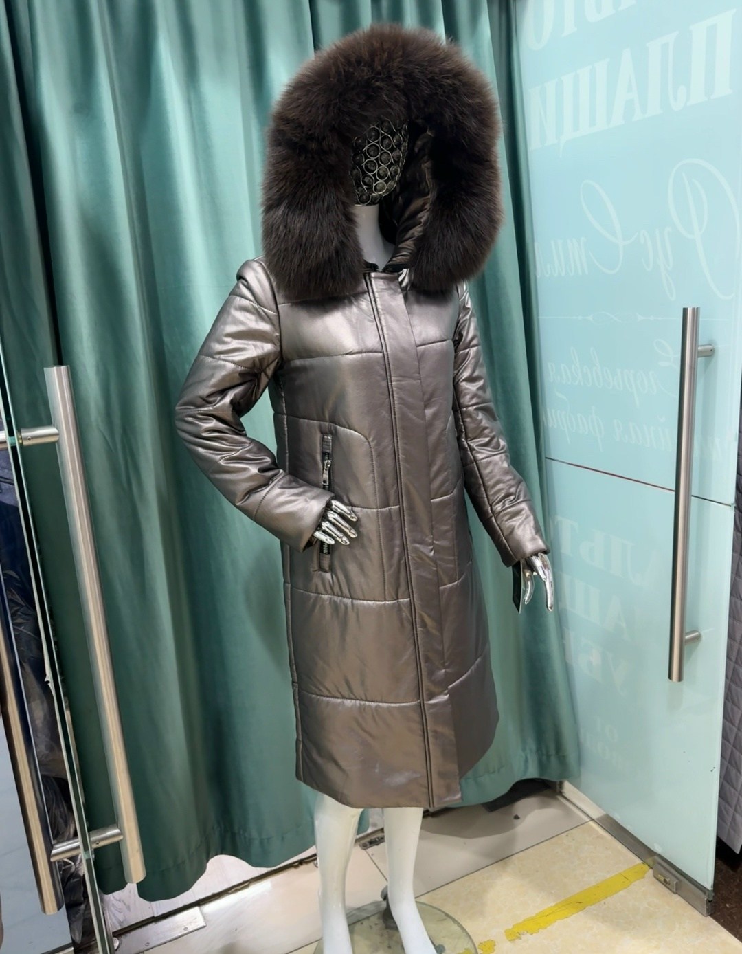 кожаный пуховик,пуховик с мехом,пуховик,пуховик женский,кожаный пуховик женский