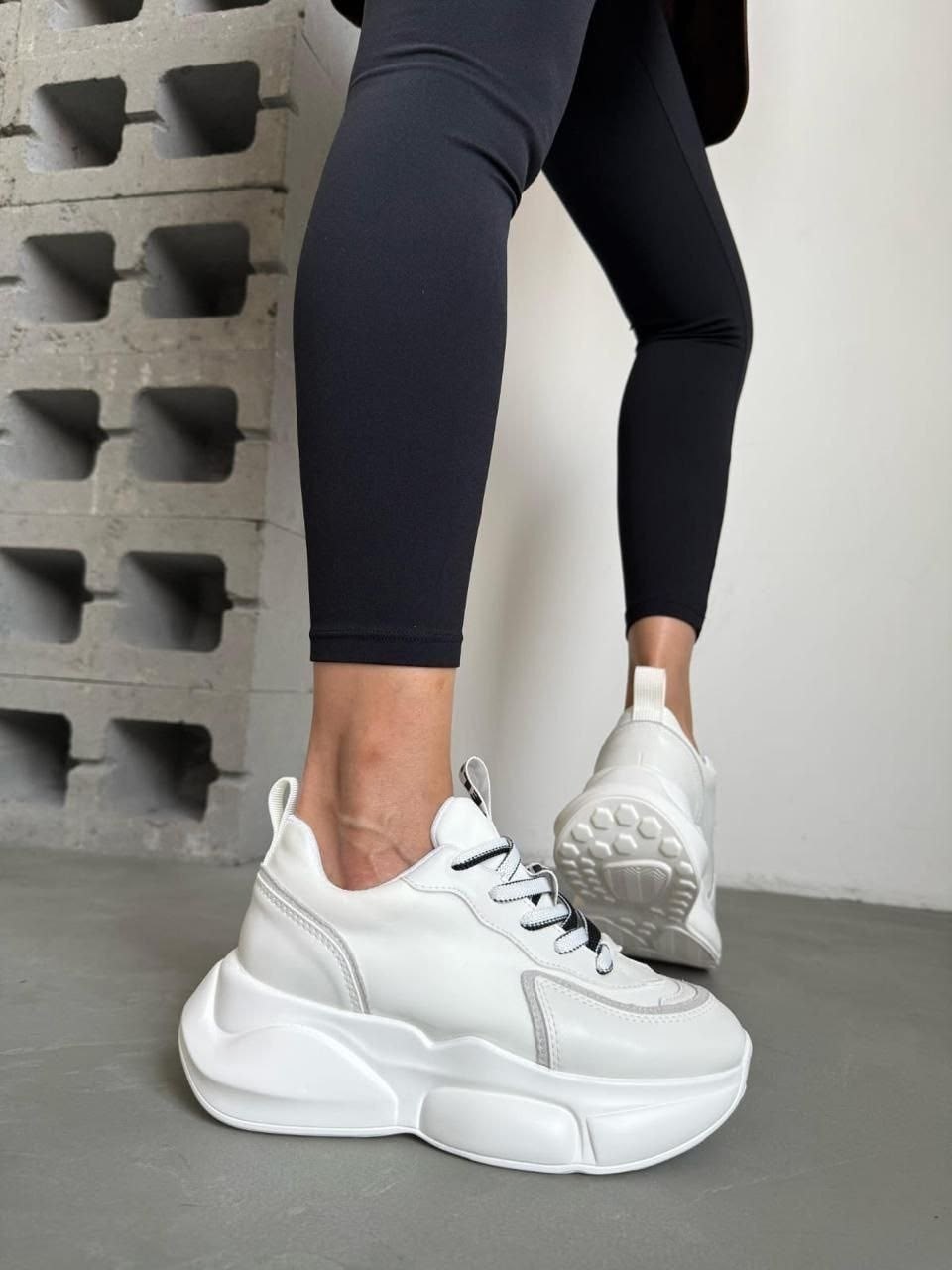 кроссовки женские,,бежевые кроссовки,кроссовки для женщин,кроссовки кожа