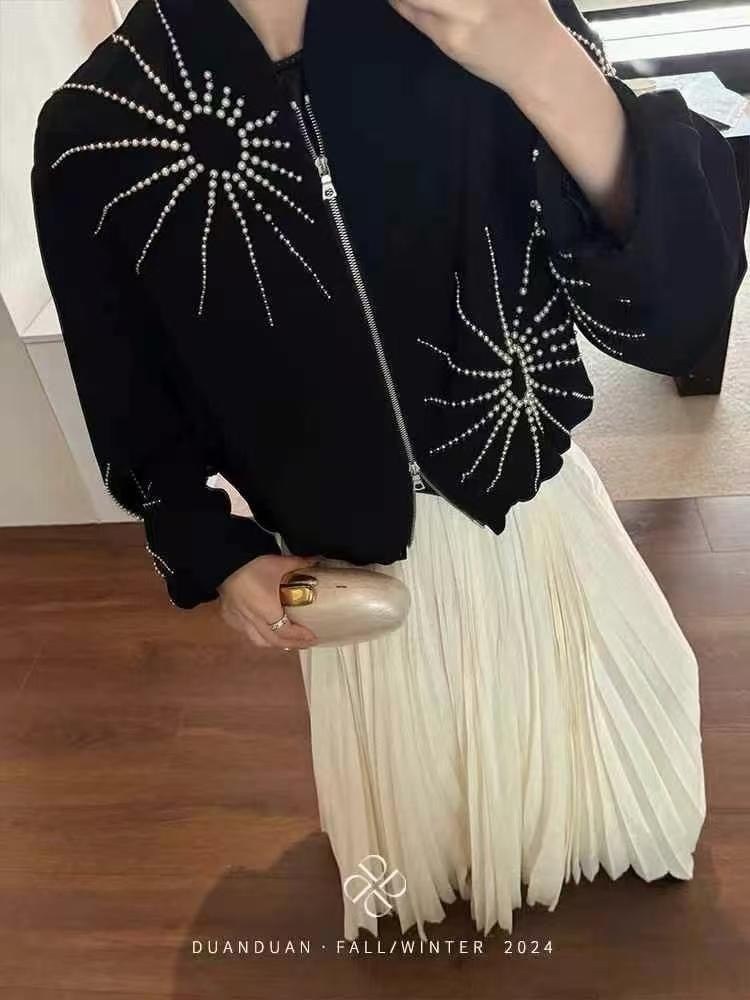 куртка бомбер,женская куртка бомбер,куртка модная,короткая куртка,пальто и куртки