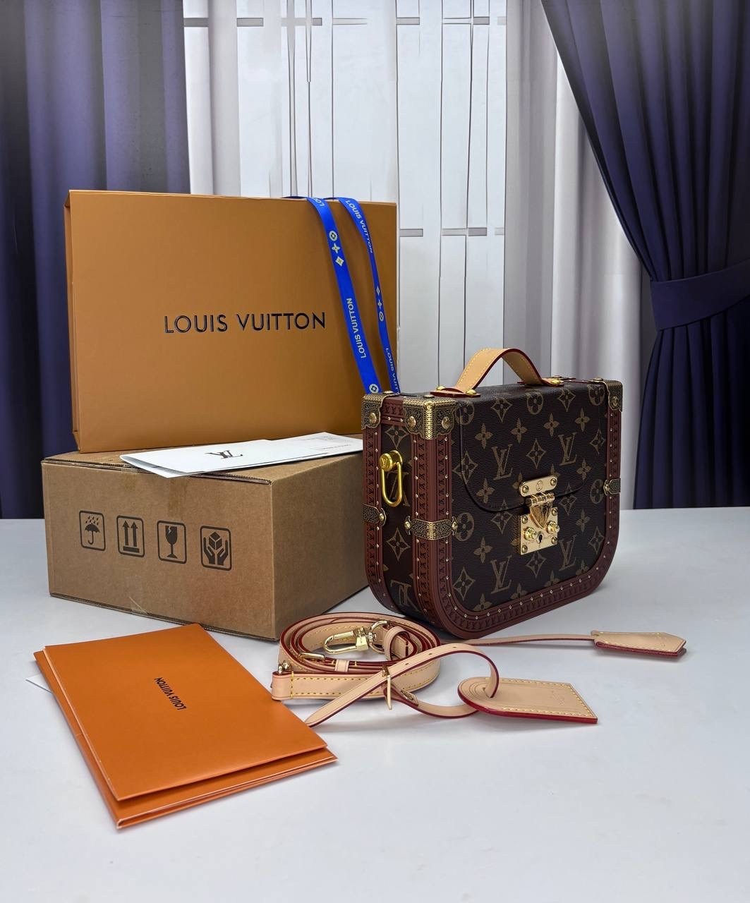 louis vuitton сумка на плечо,сумка женская louis vuitton,louis vuitton сумка,сумка louis vuitton pochette metis,женская кожаная сумка louis vuitton темно-коричневая с логотипами 22х13х7