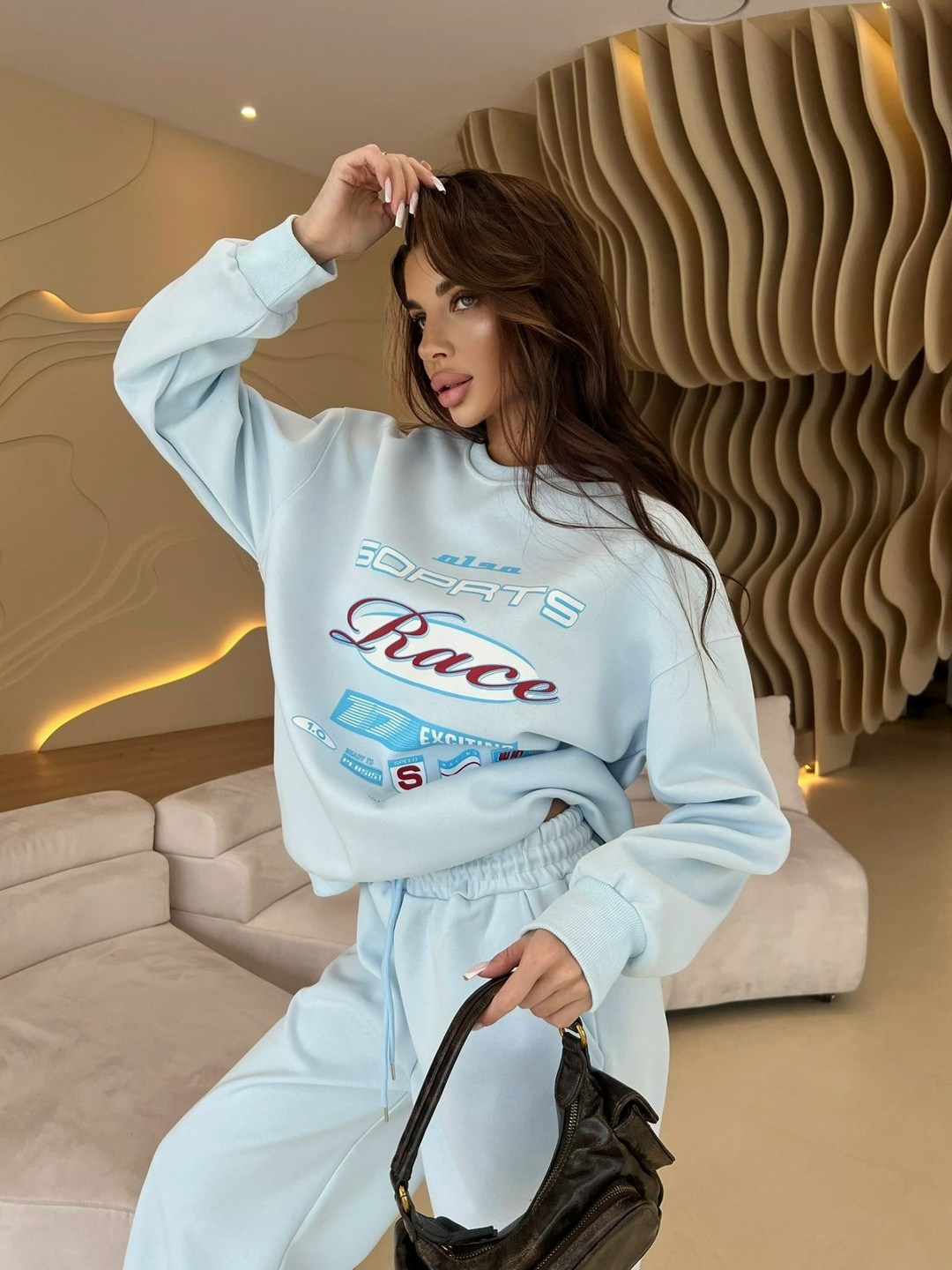 костюм спортивный,костюм коричневый,костюм,спорт костюм