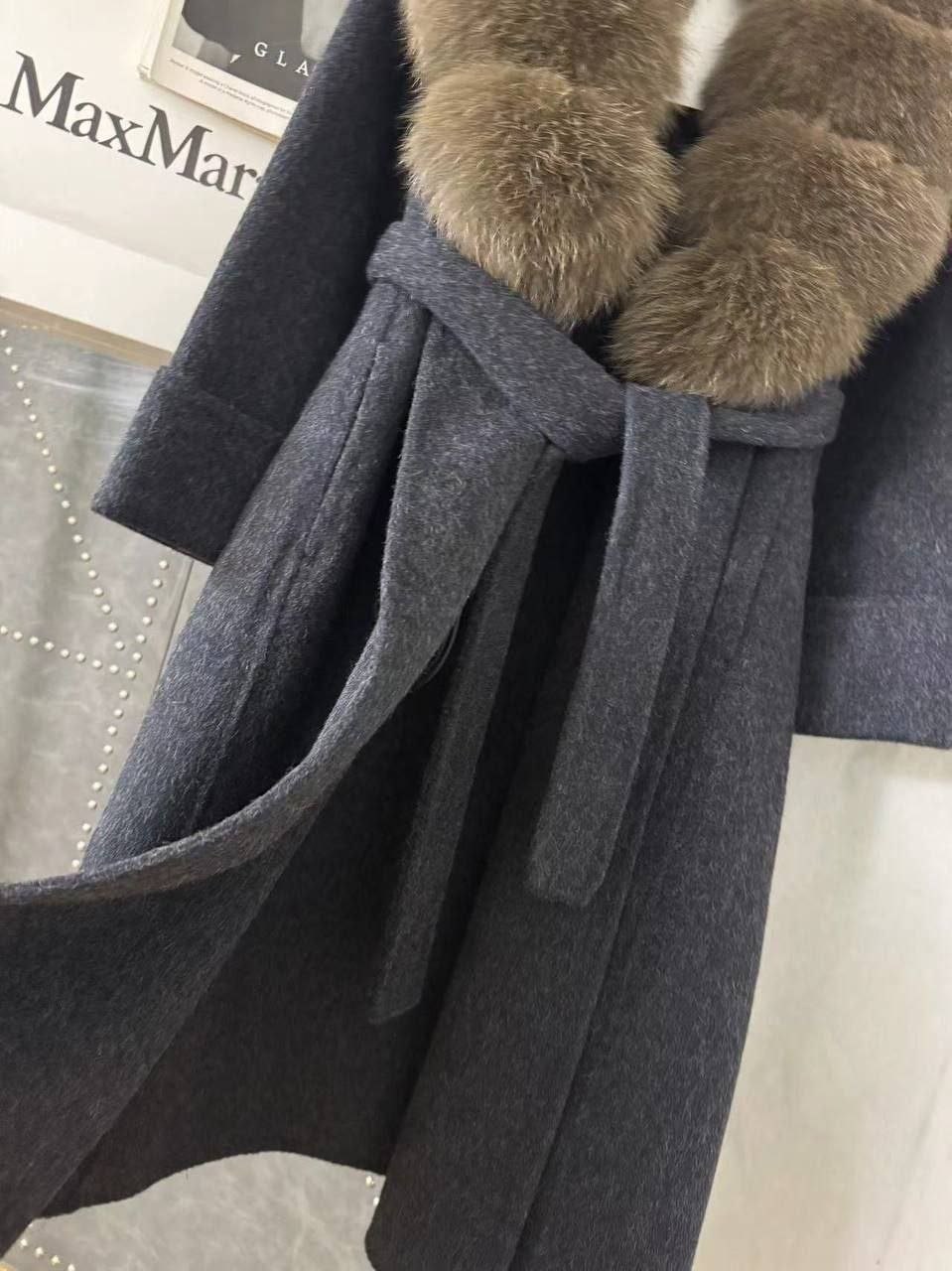 женское шерстяное пальто с большим воротником из лисьего меха,женское зимнее шерстяное пальто с мехом,женское шерстяное пальто с натуральным лисьим мехом,женское длинное шерстяное пальто с воротником