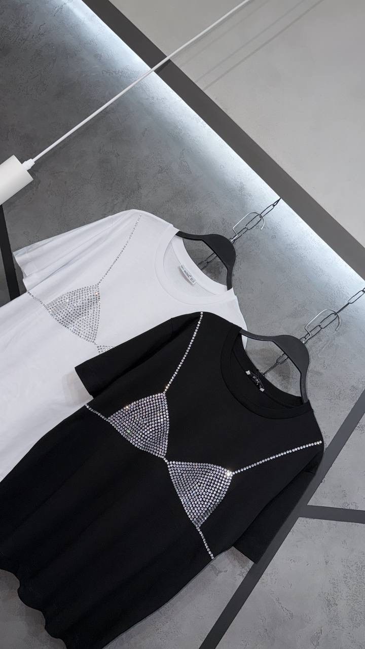 футболка женская оверсайз со стразами,летняя женская футболка со стразами,футболка со стразами,женская футболка со стразами,футболка со стразами оверсайз