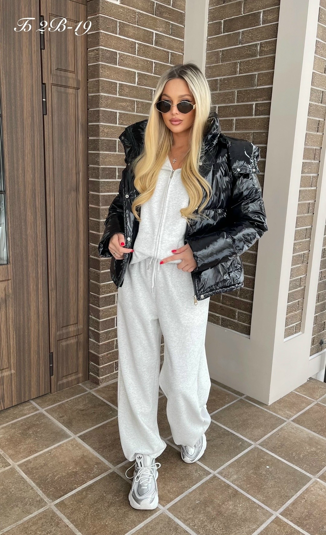 куртка женская,куртка,лаковая куртка,женская стильная куртка из глянцевой плащевки черная,демисезонная куртка женская