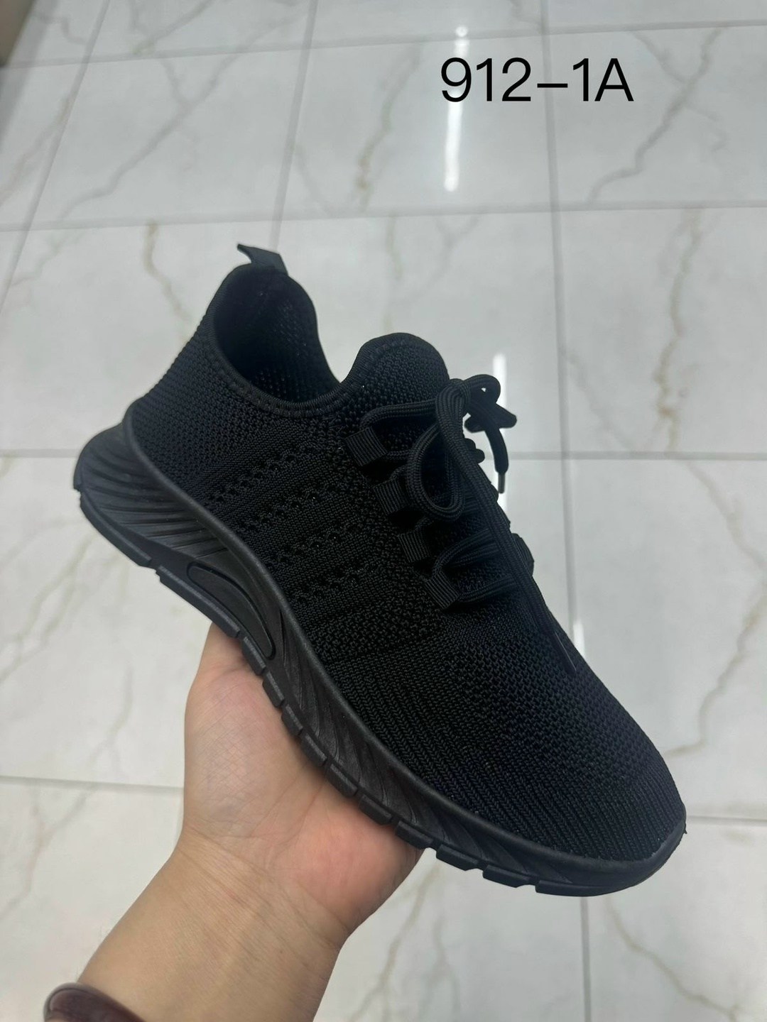 ,женские кроссовки,мужские кроссовки,спортивная ,кроссовка